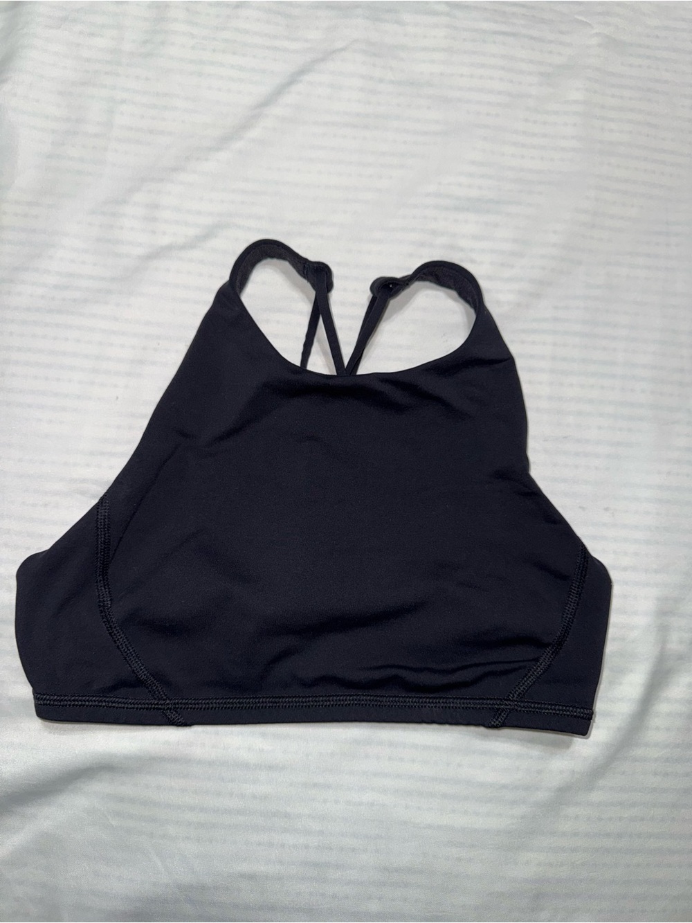 Lululemon sport bra size 4